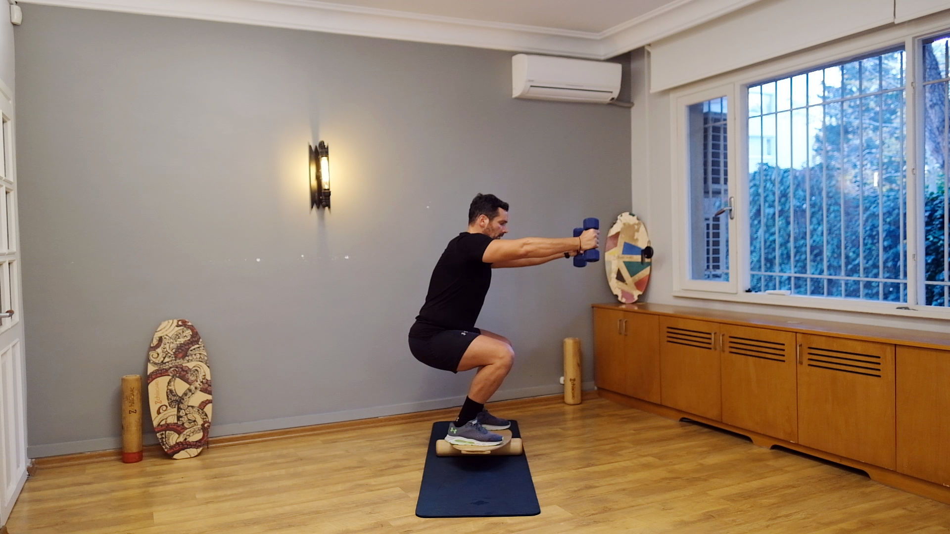 chiboard_8_haftalik_cevrimici_spor_programi_can_aksu_dumbell_squat